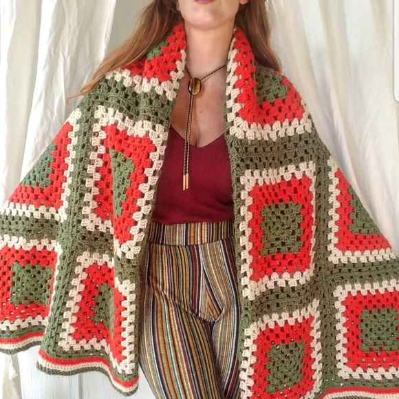 Vintage Handmade Granny Square🌵🌼 - Picture 4 of 4